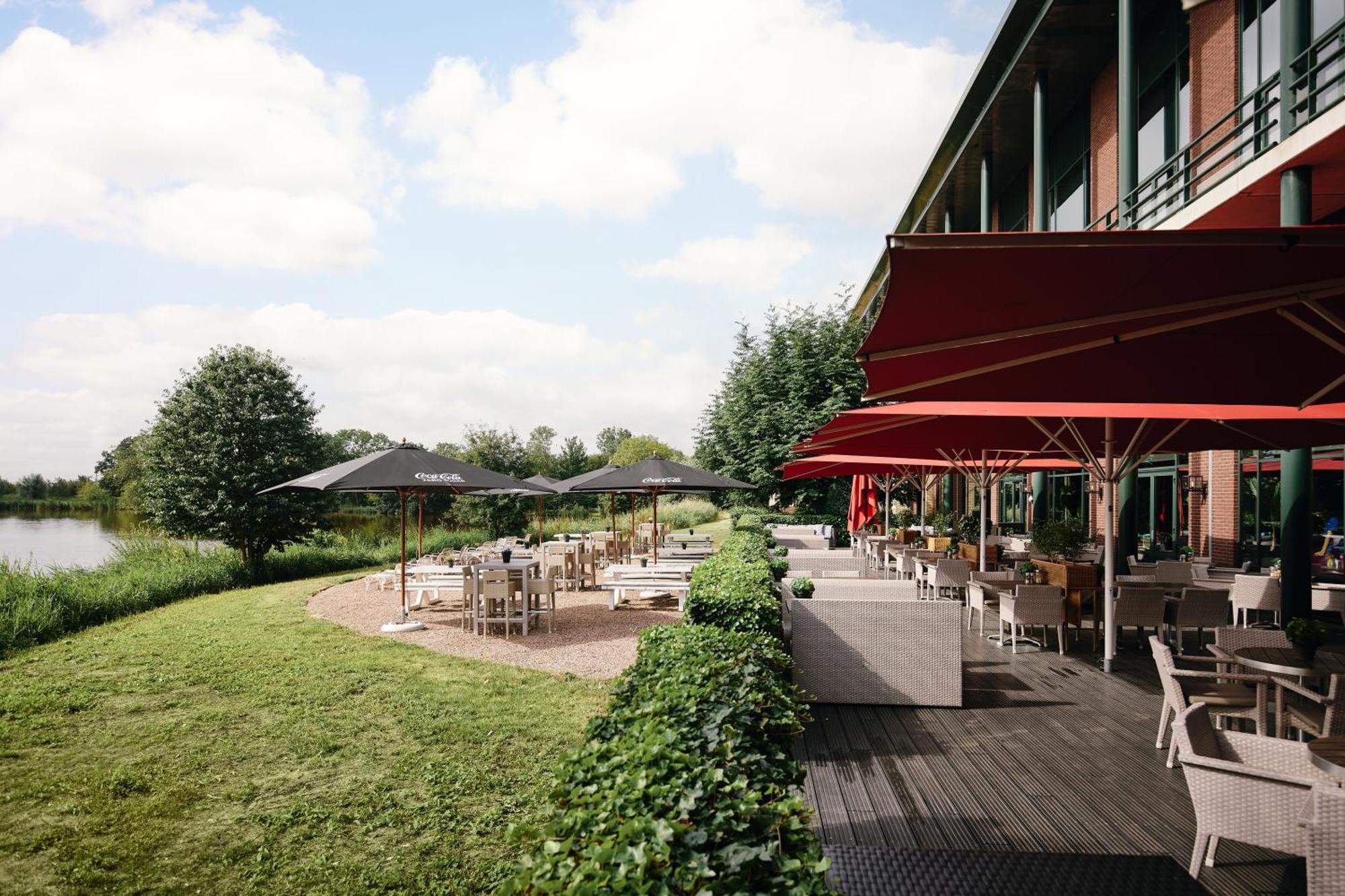 Van Der Valk Hotel Sneek Exteriör bild