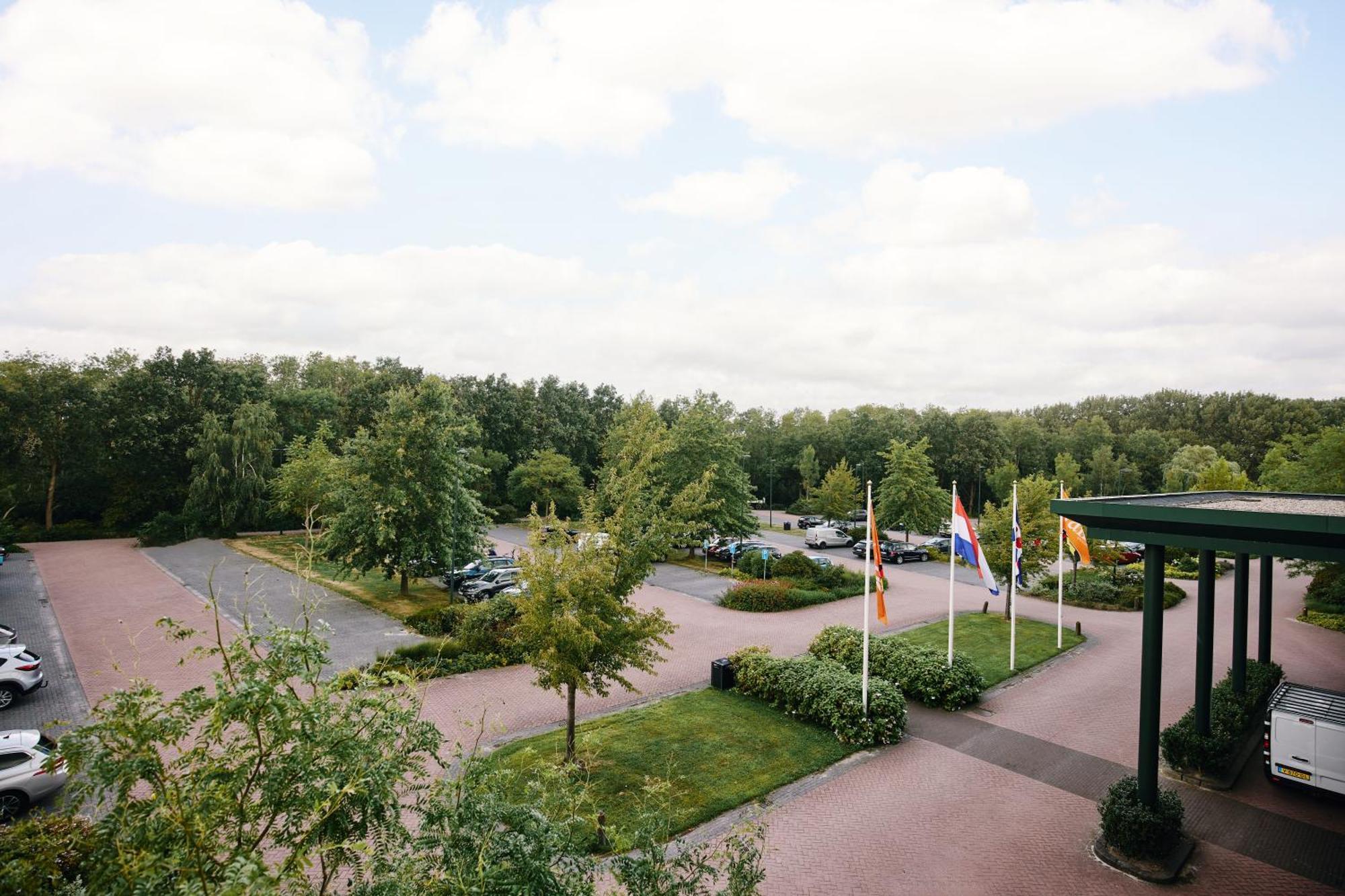 Van Der Valk Hotel Sneek Exteriör bild